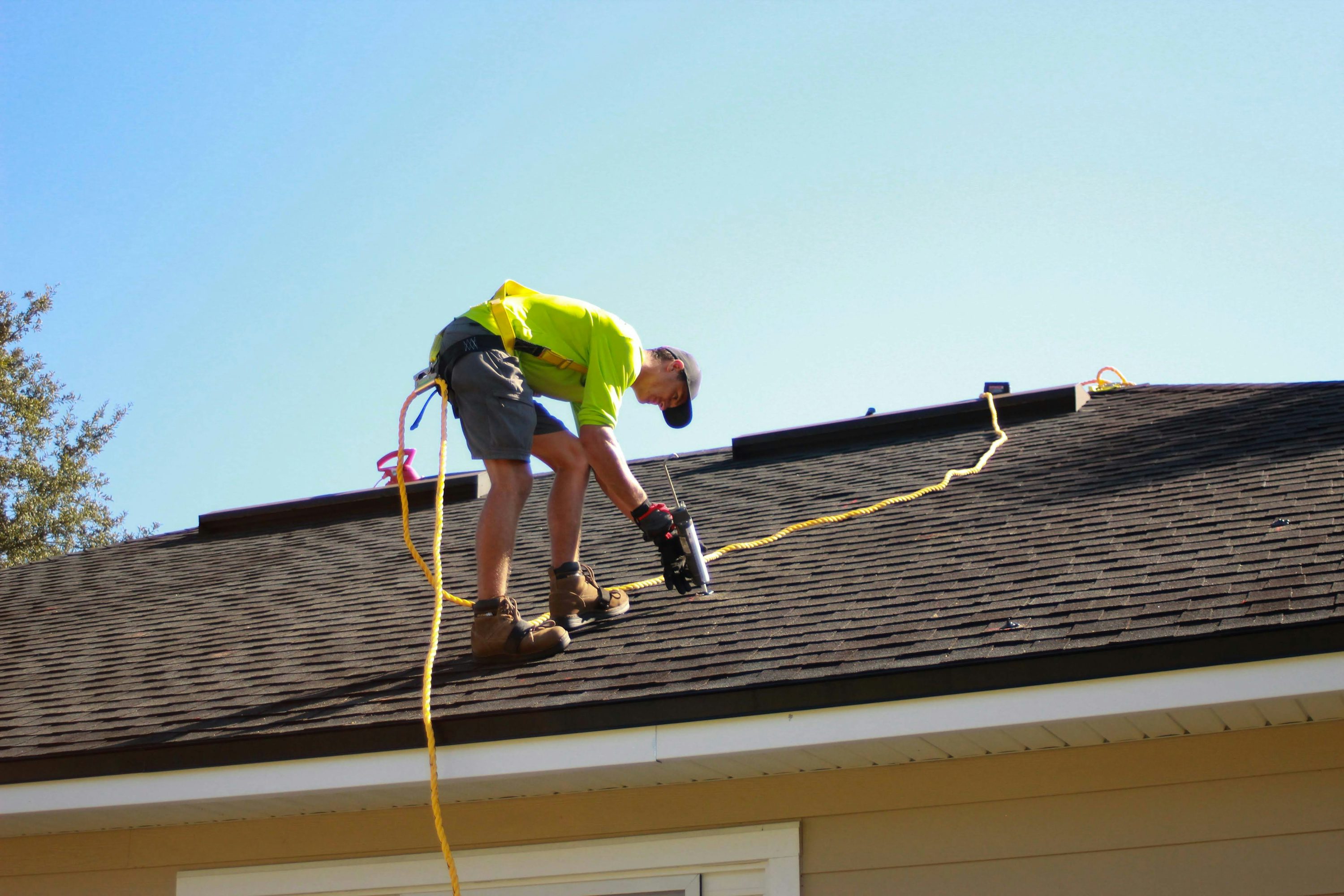 5 Expert Tips for Choosing the Perfect Roofing Shingles